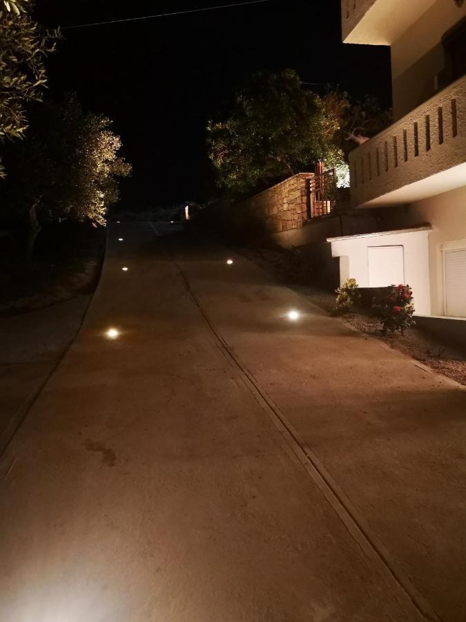 Gratelia Apartment Damnoni Zewnętrze zdjęcie